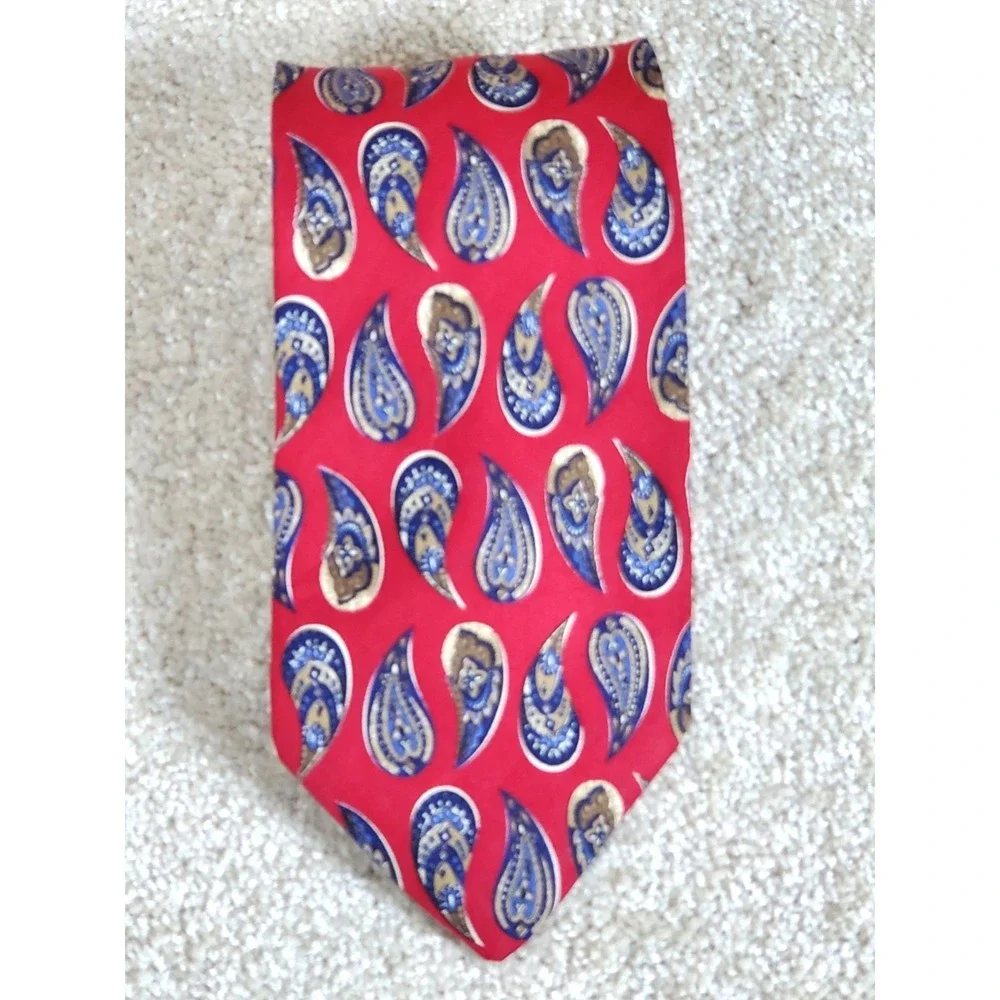 Jos A Banks Collection Men's Neck Tie Red‎ Paisley 100% Silk USA 58
